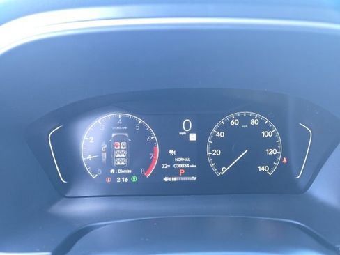 Used 2025 Honda Pilot EX-L image 17