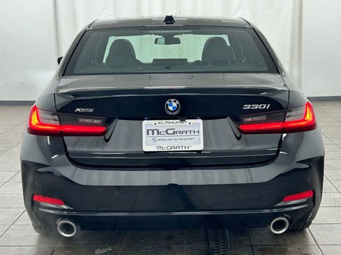 Used 2024 BMW 330i xDrive Sedan w/ Convenience Package AWD/4WD image 4