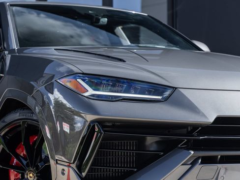 Used 2024 Lamborghini Urus S AWD/4WD image 22