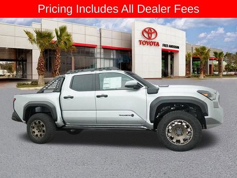 New 2025 Toyota Tacoma 4x4 Double Cab Hybrid image 29