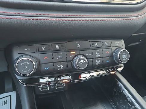 Used 2024 Dodge Durango R/T AWD/4WD image 61