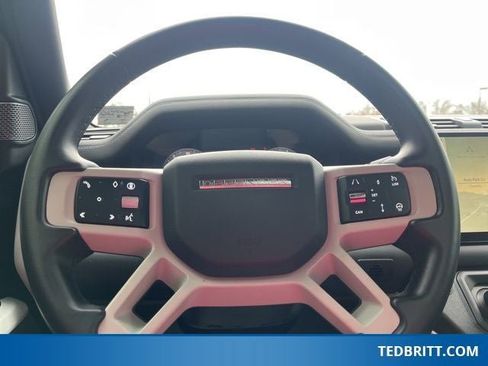Used 2024 Land Rover Defender 110 SE AWD/4WD image 25