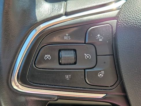 Used 2023 Buick Envision Avenir FWD image 20
