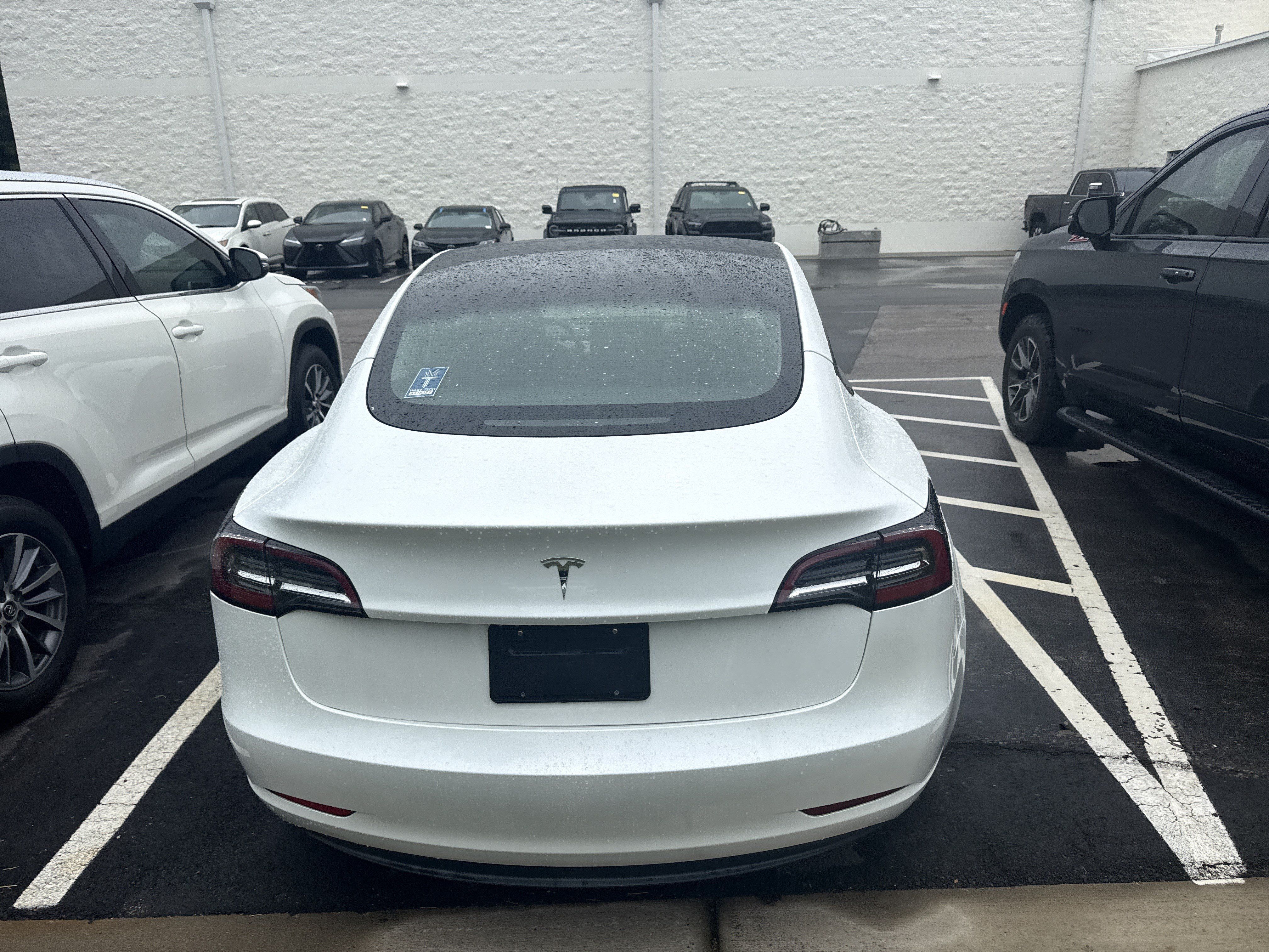 Used 2023 Tesla Model 3 Standard Range RWD image 8