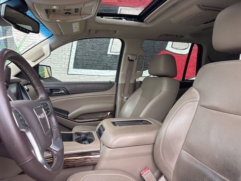 Used 2016 GMC Yukon SLT w/ Open Road Package image 11
