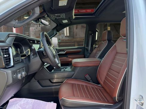 New 2026 GMC Sierra 2500 Denali Ultimate AWD/4WD image 13