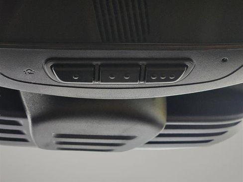 Used 2017 Volvo XC90 T6 Inscription w/ Vision Package image 17