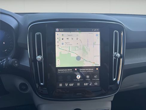 New 2026 Volvo XC40 B5 Plus w/ Protection Package Premier image 17