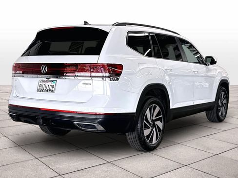 Used 2025 Volkswagen Atlas SE AWD/4WD image 9