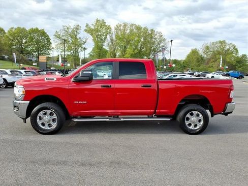 Used 2024 RAM 2500 Big Horn w/ Bed Utility Group AWD/4WD image 9