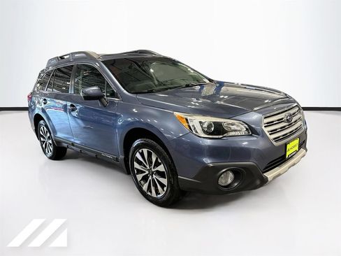 Used 2015 Subaru Outback 2.5i Limited AWD/4WD image 3