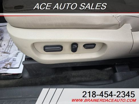Used 2012 Ford Explorer XLT image 12