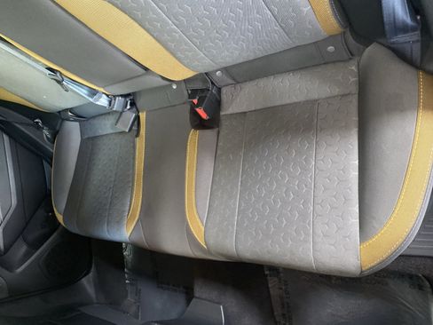 Used 2025 Subaru Forester Premium AWD/4WD image 11