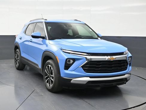 Used 2024 Chevrolet TrailBlazer LT FWD image 7