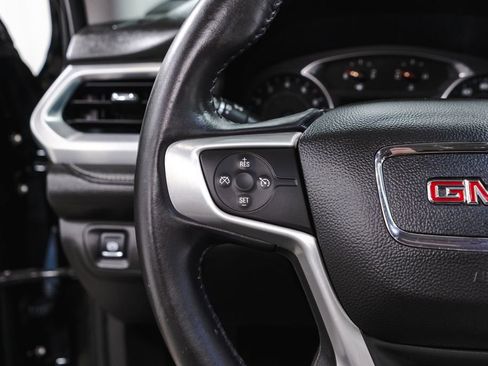 Used 2017 GMC Acadia SLE w/ Driver Alert Package I image 11