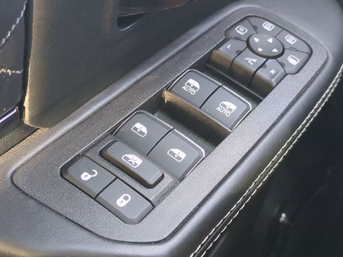 Used 2025 RAM 3500 Limited image 24