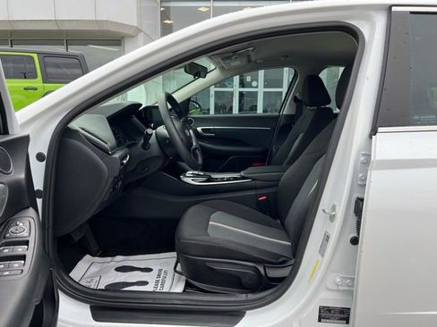 Used 2021 Hyundai Sonata SE FWD image 9