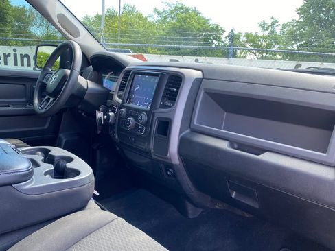 Used 2019 RAM 1500 Express w/ Wheel & Sound Group AWD/4WD image 19