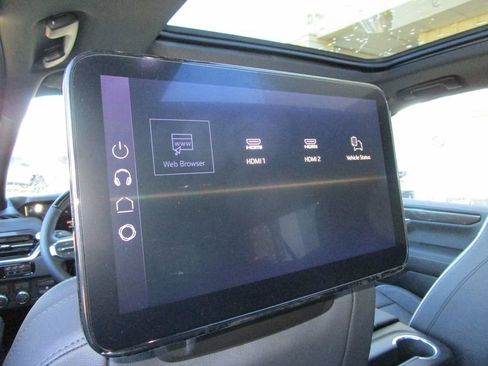 New 2026 GMC Yukon XL Elevation w/ Elevation Premium Package image 23