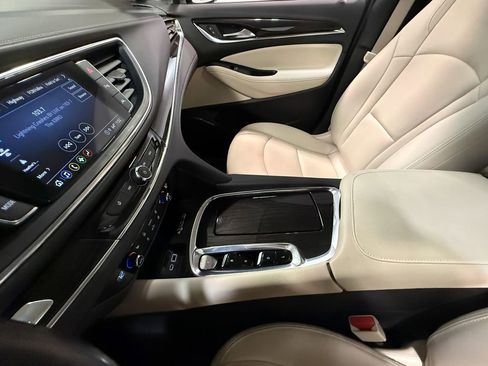 Used 2023 Buick Enclave Essence w/ Experience Buick Package image 84