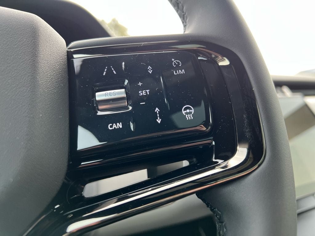 New 2026 Land Rover Range Rover Evoque Dynamic SE AWD/4WD image 13