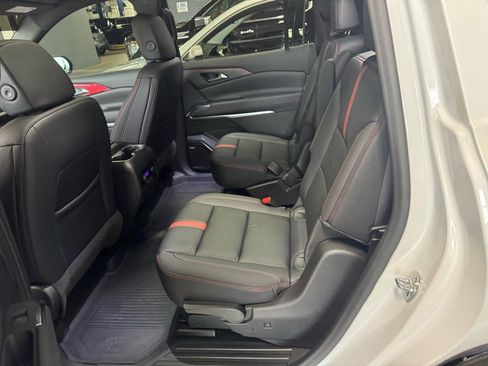 Used 2024 Chevrolet Traverse RS w/ LPO, Floor Liner Package image 14