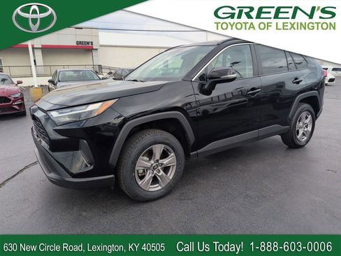 Certified 2025 Toyota RAV4 XLE AWD/4WD image 1