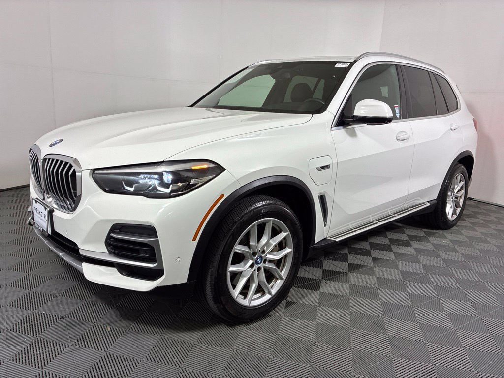 Used 2023 BMW X5 xDrive45e AWD/4WD image 2