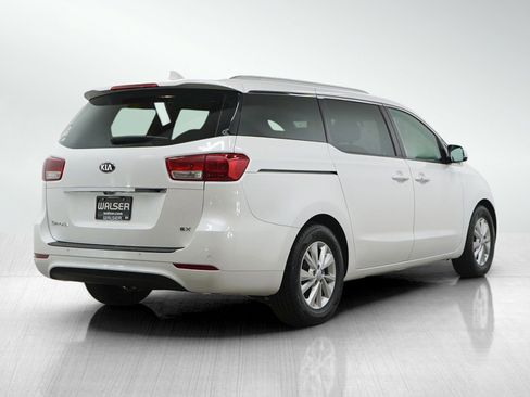 Used 2018 Kia Sedona EX FWD image 6