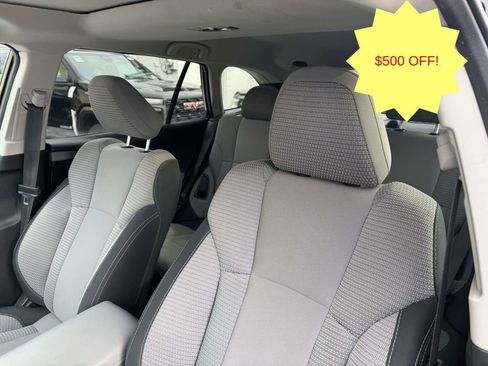 Used 2022 Subaru Outback Premium AWD/4WD image 17