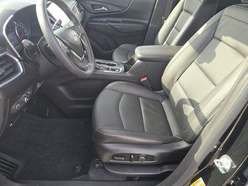 Used 2021 Chevrolet Equinox Premier w/ Redline Edition image 18