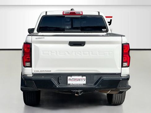 Used 2024 Chevrolet Colorado Z71 w/ Z71 Convenience Package 2 AWD/4WD image 6