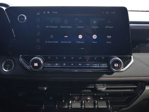 Used 2023 Chevrolet Colorado Z71 w/ Z71 Convenience Package 2 image 18