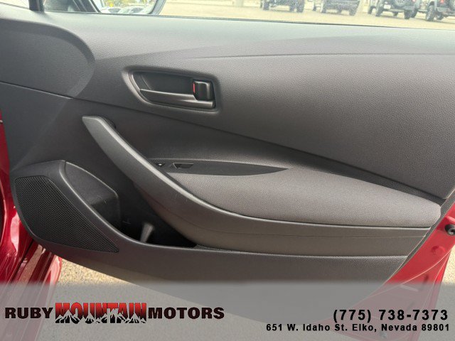 Used 2025 Toyota Corolla LE FWD image 28