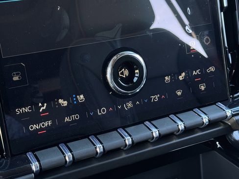 New 2026 GMC Yukon XL AT4 w/ AT4 Premium Package image 16