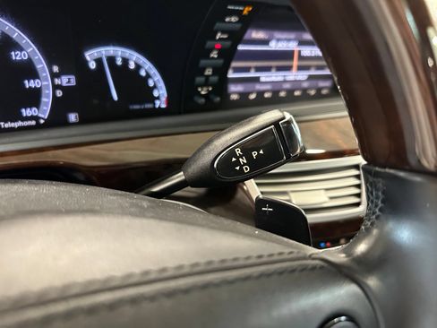 Used 2013 Mercedes-Benz S 550 image 21