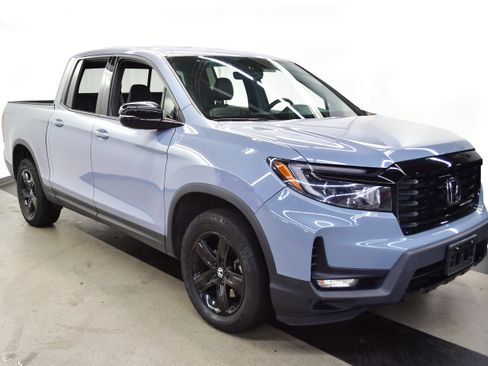 Used 2023 Honda Ridgeline Black Edition image 2