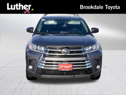 Used 2018 Toyota Highlander Limited image 1