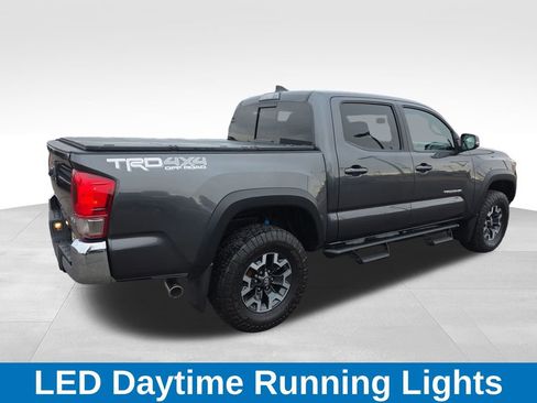 Used 2017 Toyota Tacoma TRD Off-Road w/ Tow Package (A/T) image 6