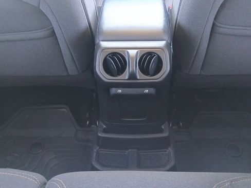 Used 2025 Jeep Wrangler Willys image 61