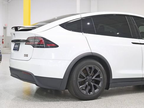 Used 2022 Tesla Model X Plaid AWD/4WD image 10