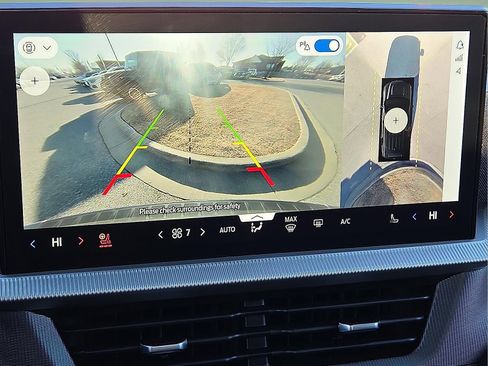 Used 2025 Ford Explorer ST image 17