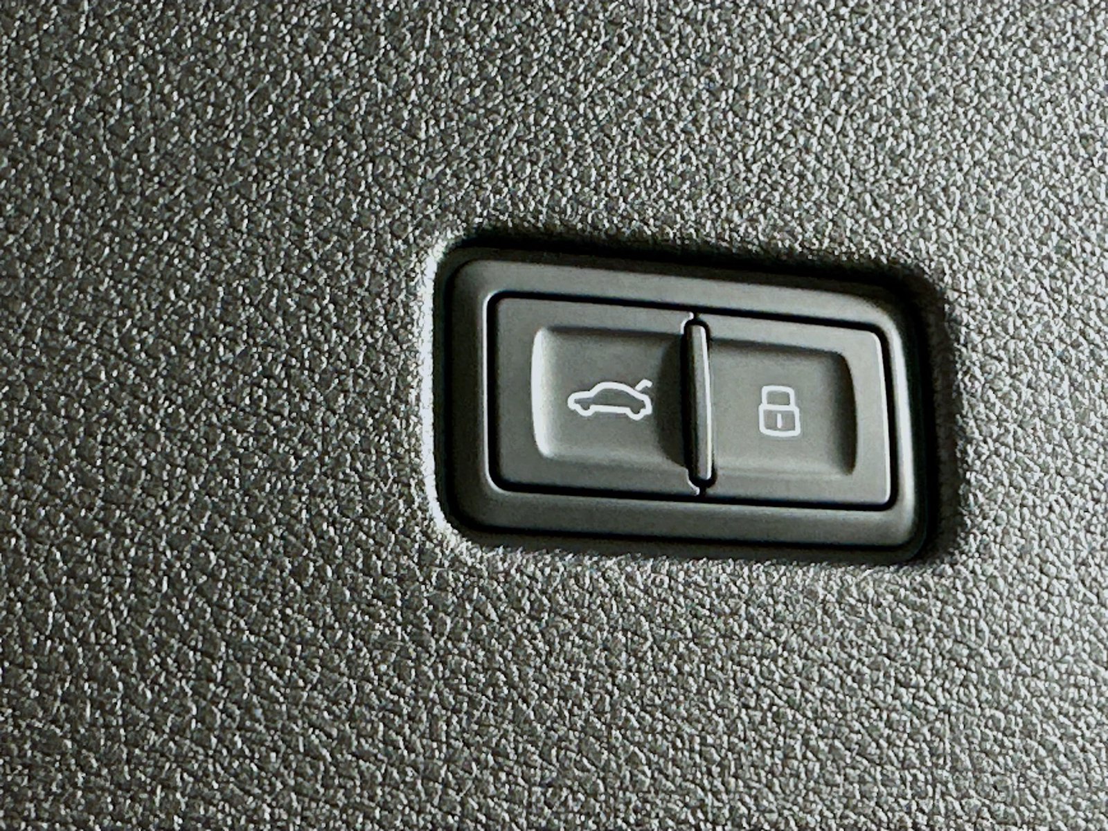 New 2026 Audi Q8 Premium Plus AWD/4WD image 40
