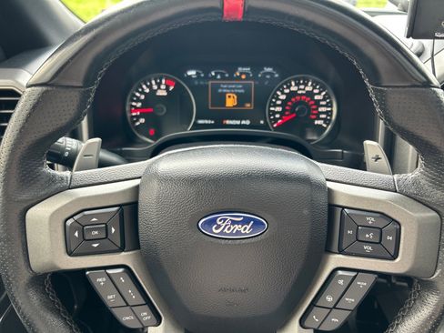 Used 2019 Ford F150 Raptor w/ Equipment Group 802A Luxury AWD/4WD image 25