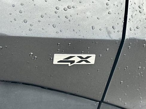 Used 2024 Kia Sportage LX image 31