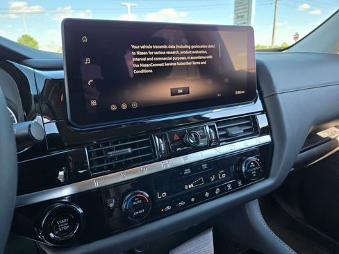 New 2026 Nissan Pathfinder SV AWD/4WD image 7