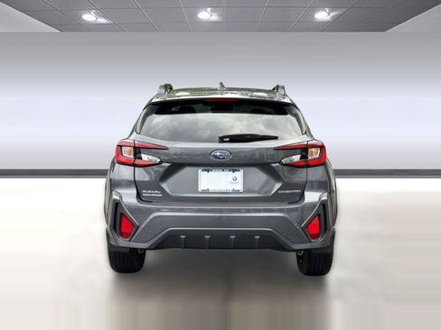 Used 2024 Subaru Crosstrek 2.5i Limited AWD/4WD image 10