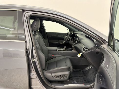 New 2026 Lexus RX 450h AWD image 28