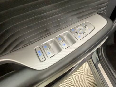 Used 2025 Hyundai Palisade Calligraphy FWD image 19