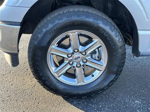 Used 2025 Ford F150 XLT w/ Equipment Group 301A Standard image 11